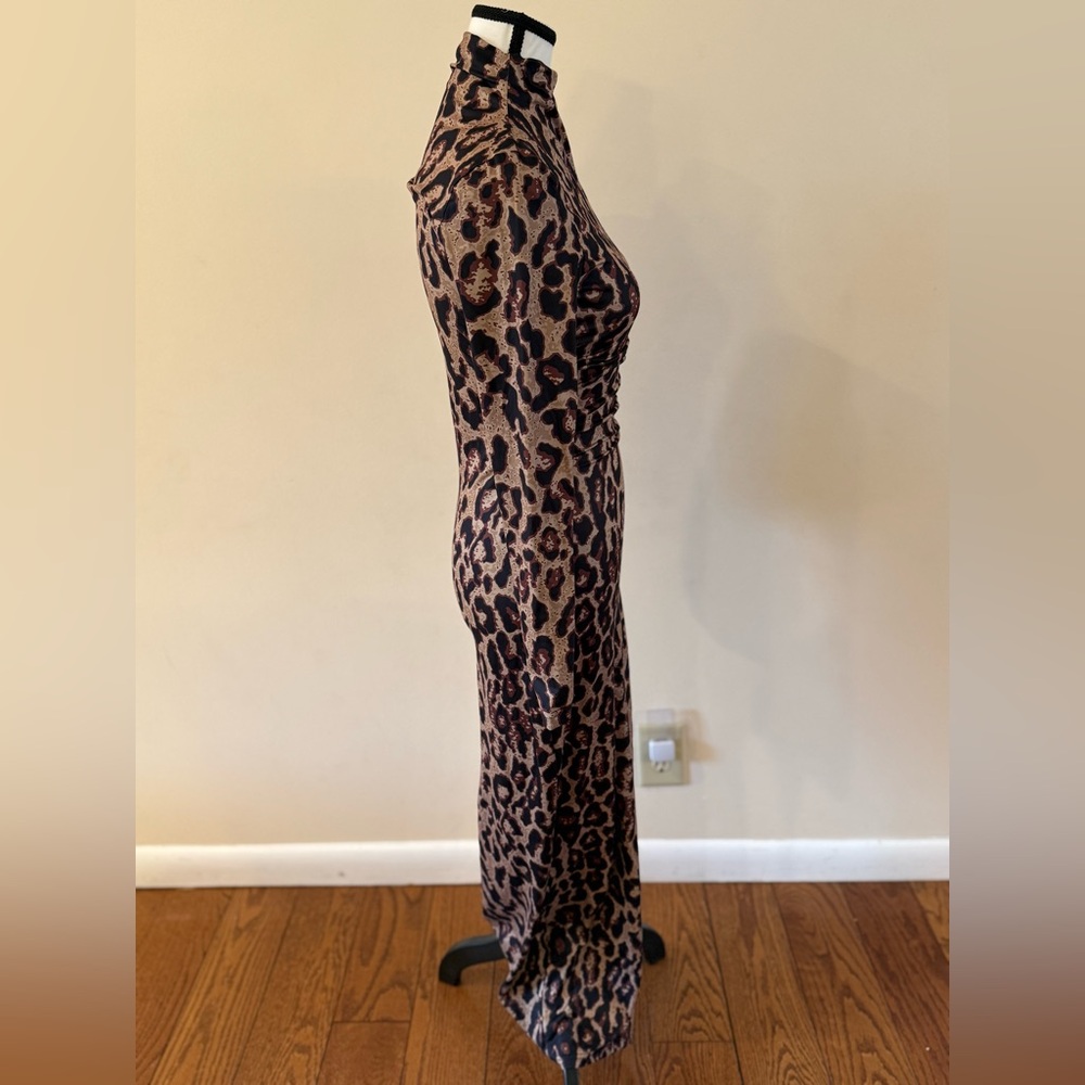 Womans Leopard Print Long Sleeve Dress - Picture 3 of 6